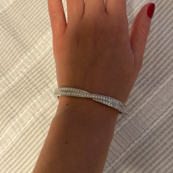 Swarovski crystal infinity bangle - Picture 5 of 6